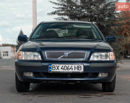 Синій Вольво S40, об'ємом двигуна 1.6 л та пробігом 178 тис. км за 3800 $, фото 1 на Automoto.ua