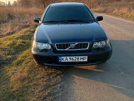 Вольво С40 2003 в Дубно на Automoto.ua Синий Вольво С40, объемом двигателя 1.59 л и пробегом 246 тыс. км за 4100 $, фото 1 на Automoto.ua