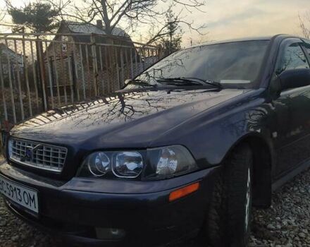 Синій Вольво S40, об'ємом двигуна 2 л та пробігом 355 тис. км за 3800 $, фото 1 на Automoto.ua