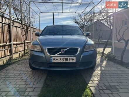 Синий Вольво С40, объемом двигателя 2 л и пробегом 192 тыс. км за 5000 $, фото 1 на Automoto.ua