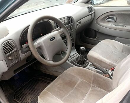 Зеленый Вольво С40, объемом двигателя 1.8 л и пробегом 250 тыс. км за 1700 $, фото 4 на Automoto.ua