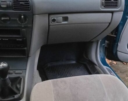 Вольво S40 1996 у Арбузинке на Automoto.ua Зелений Вольво S40, об'ємом двигуна 0 л та пробігом 294 тис. км за 432 $, фото 7 на Automoto.ua