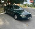 Зеленый Вольво С40, объемом двигателя 2 л и пробегом 300 тыс. км за 1750 $, фото 1 на Automoto.ua