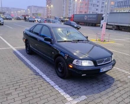 Зеленый Вольво С40, объемом двигателя 1.8 л и пробегом 249 тыс. км за 3100 $, фото 4 на Automoto.ua