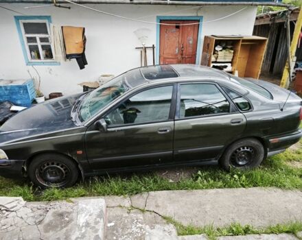Зеленый Вольво С40, объемом двигателя 1.9 л и пробегом 470 тыс. км за 1700 $, фото 2 на Automoto.ua