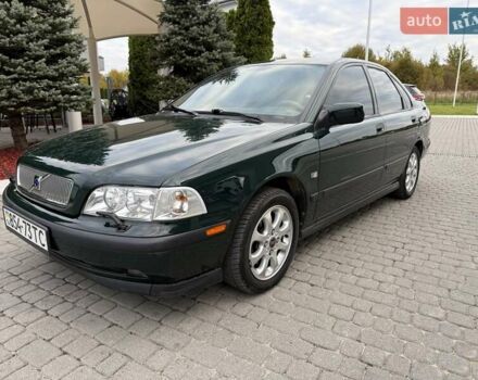 Вольво С40 2000 в Львове на Automoto.ua Зеленый Вольво С40, объемом двигателя 1.8 л и пробегом 54 тыс. км за 7900 $, фото 18 на Automoto.ua
