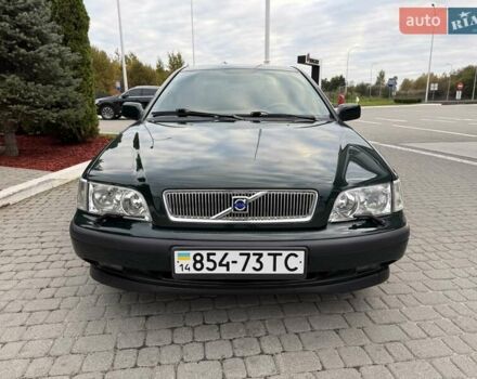 Вольво С40 2000 в Львове на Automoto.ua Зеленый Вольво С40, объемом двигателя 1.8 л и пробегом 54 тыс. км за 7900 $, фото 16 на Automoto.ua
