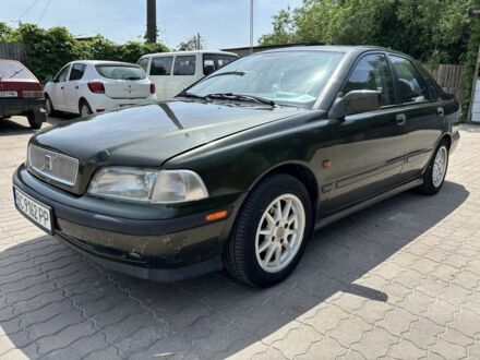 Вольво S40 1996 у Львові на Automoto.ua Зелений Вольво S40, об'ємом двигуна 1.8 л та пробігом 202 тис. км за 2800 $, фото 1 на Automoto.ua