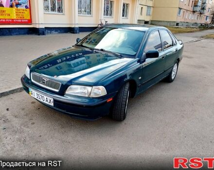 Зеленый Вольво С40, объемом двигателя 1.8 л и пробегом 158 тыс. км за 2600 $, фото 1 на Automoto.ua