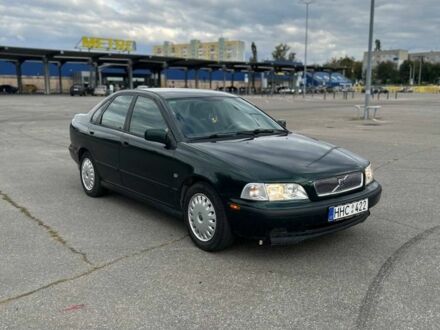 Зеленый Вольво С40, объемом двигателя 1.6 л и пробегом 187 тыс. км за 1650 $, фото 1 на Automoto.ua