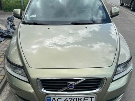 Зелений Вольво S40, об'ємом двигуна 1.56 л та пробігом 251 тис. км за 6200 $, фото 1 на Automoto.ua