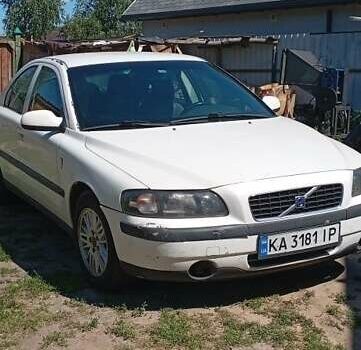 Білий Вольво С60, об'ємом двигуна 2.4 л та пробігом 380 тис. км за 4000 $, фото 12 на Automoto.ua