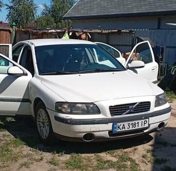 Білий Вольво С60, об'ємом двигуна 2.4 л та пробігом 380 тис. км за 4000 $, фото 5 на Automoto.ua