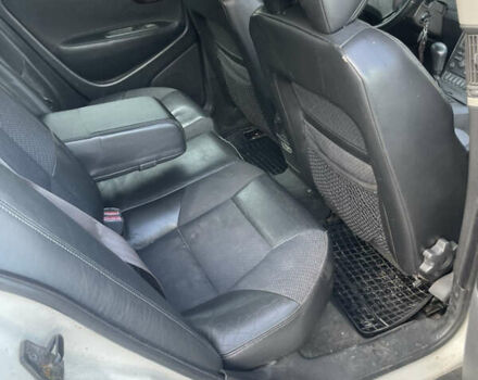 Белый Вольво С60, объемом двигателя 2.44 л и пробегом 376 тыс. км за 3000 $, фото 4 на Automoto.ua