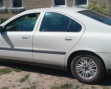 Білий Вольво С60, об'ємом двигуна 2.4 л та пробігом 380 тис. км за 4000 $, фото 6 на Automoto.ua