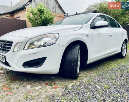 Білий Вольво С60, об'ємом двигуна 1.56 л та пробігом 193 тис. км за 10000 $, фото 20 на Automoto.ua