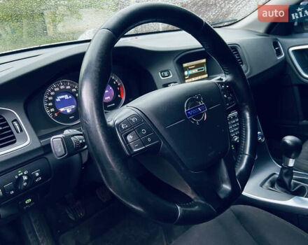 Білий Вольво С60, об'ємом двигуна 1.6 л та пробігом 194 тис. км за 7000 $, фото 40 на Automoto.ua