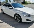 Белый Вольво С60, объемом двигателя 2 л и пробегом 169 тыс. км за 9400 $, фото 1 на Automoto.ua