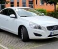 Белый Вольво С60, объемом двигателя 2.4 л и пробегом 270 тыс. км за 9999 $, фото 1 на Automoto.ua
