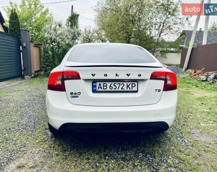 Білий Вольво С60, об'ємом двигуна 1.56 л та пробігом 193 тис. км за 10000 $, фото 9 на Automoto.ua