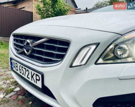 Білий Вольво С60, об'ємом двигуна 1.56 л та пробігом 193 тис. км за 10000 $, фото 23 на Automoto.ua