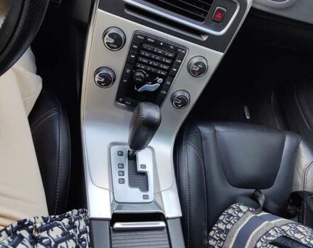 Белый Вольво С60, объемом двигателя 2.95 л и пробегом 61 тыс. км за 15200 $, фото 19 на Automoto.ua