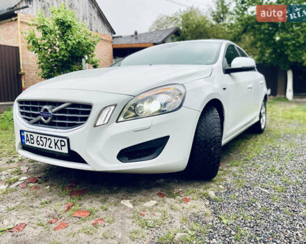 Білий Вольво С60, об'ємом двигуна 1.6 л та пробігом 194 тис. км за 7000 $, фото 5 на Automoto.ua