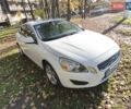 Белый Вольво С60, объемом двигателя 2.52 л и пробегом 205 тыс. км за 9000 $, фото 1 на Automoto.ua