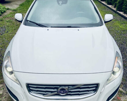 Білий Вольво С60, об'ємом двигуна 1.56 л та пробігом 193 тис. км за 10000 $, фото 15 на Automoto.ua