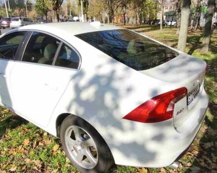 Белый Вольво С60, объемом двигателя 2.52 л и пробегом 205 тыс. км за 9000 $, фото 16 на Automoto.ua