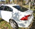 Белый Вольво С60, объемом двигателя 2.52 л и пробегом 205 тыс. км за 9000 $, фото 16 на Automoto.ua