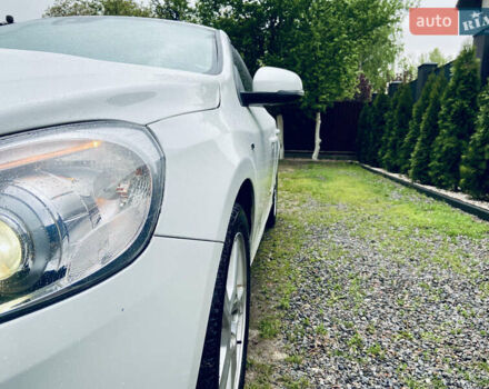 Білий Вольво С60, об'ємом двигуна 1.6 л та пробігом 194 тис. км за 7000 $, фото 25 на Automoto.ua