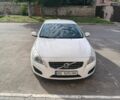 Белый Вольво С60, объемом двигателя 1.6 л и пробегом 191 тыс. км за 9400 $, фото 2 на Automoto.ua