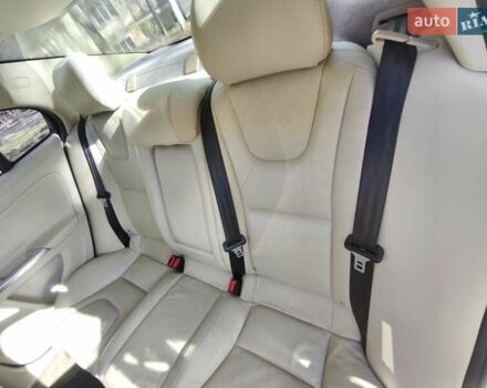 Белый Вольво С60, объемом двигателя 2.52 л и пробегом 205 тыс. км за 9000 $, фото 36 на Automoto.ua