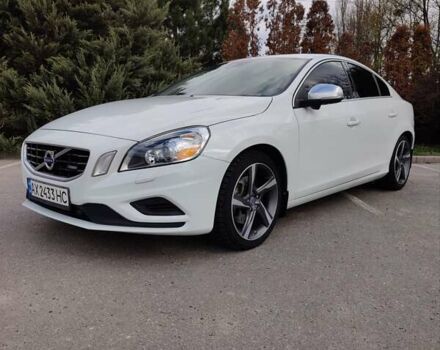 Белый Вольво С60, объемом двигателя 2.95 л и пробегом 61 тыс. км за 15200 $, фото 2 на Automoto.ua