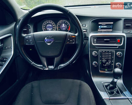 Білий Вольво С60, об'ємом двигуна 1.6 л та пробігом 194 тис. км за 7000 $, фото 51 на Automoto.ua