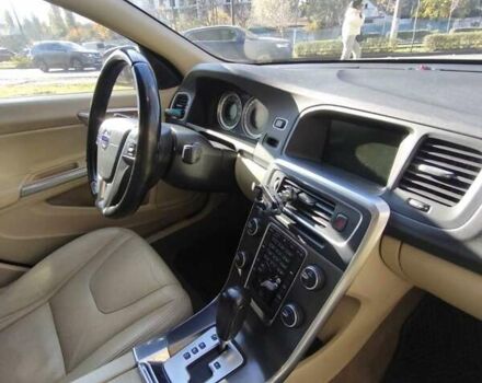 Белый Вольво С60, объемом двигателя 2.52 л и пробегом 205 тыс. км за 9000 $, фото 21 на Automoto.ua