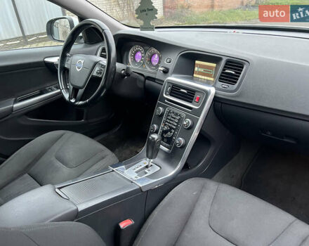 Білий Вольво С60, об'ємом двигуна 1.6 л та пробігом 338 тис. км за 7400 $, фото 9 на Automoto.ua