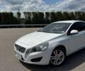 Белый Вольво С60, объемом двигателя 2 л и пробегом 250 тыс. км за 9500 $, фото 1 на Automoto.ua