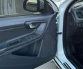 Белый Вольво С60, объемом двигателя 2.52 л и пробегом 265 тыс. км за 8800 $, фото 9 на Automoto.ua