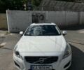 Белый Вольво С60, объемом двигателя 2.52 л и пробегом 187 тыс. км за 10500 $, фото 41 на Automoto.ua