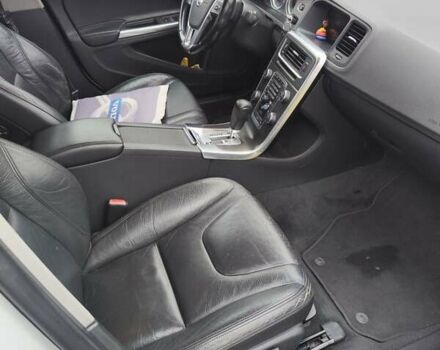 Белый Вольво С60, объемом двигателя 1.56 л и пробегом 311 тыс. км за 7700 $, фото 9 на Automoto.ua