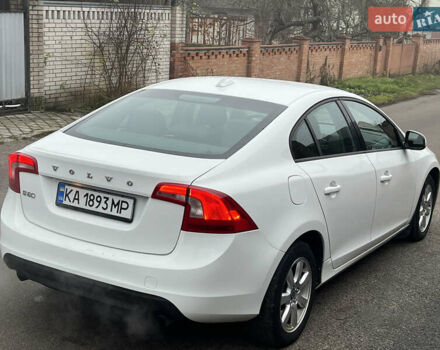 Білий Вольво С60, об'ємом двигуна 1.6 л та пробігом 338 тис. км за 7400 $, фото 3 на Automoto.ua