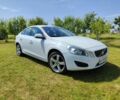 Белый Вольво С60, объемом двигателя 1.6 л и пробегом 307 тыс. км за 8500 $, фото 2 на Automoto.ua