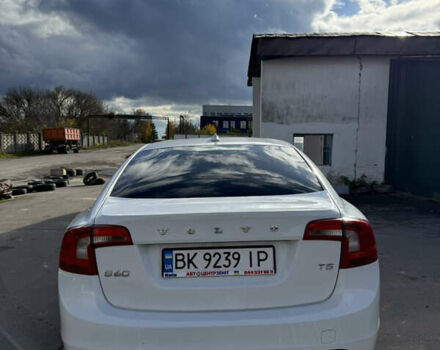 Білий Вольво С60, об'ємом двигуна 2.5 л та пробігом 266 тис. км за 7950 $, фото 5 на Automoto.ua