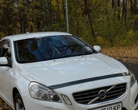Белый Вольво С60, объемом двигателя 2 л и пробегом 221 тыс. км за 12800 $, фото 2 на Automoto.ua