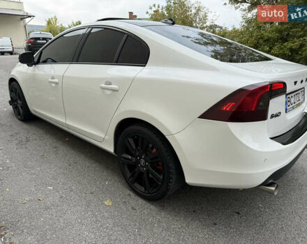 Белый Вольво С60, объемом двигателя 3 л и пробегом 155 тыс. км за 14999 $, фото 46 на Automoto.ua