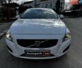 Белый Вольво С60, объемом двигателя 1.6 л и пробегом 265 тыс. км за 10690 $, фото 3 на Automoto.ua