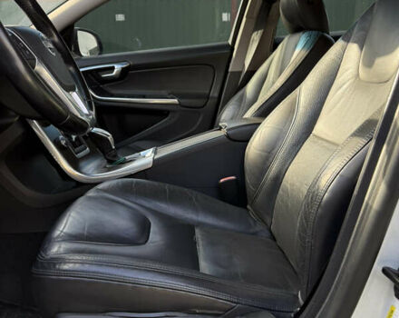 Білий Вольво С60, об'ємом двигуна 2.5 л та пробігом 266 тис. км за 7950 $, фото 11 на Automoto.ua