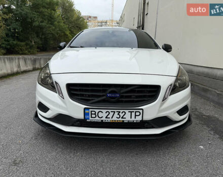 Белый Вольво С60, объемом двигателя 3 л и пробегом 155 тыс. км за 14999 $, фото 51 на Automoto.ua